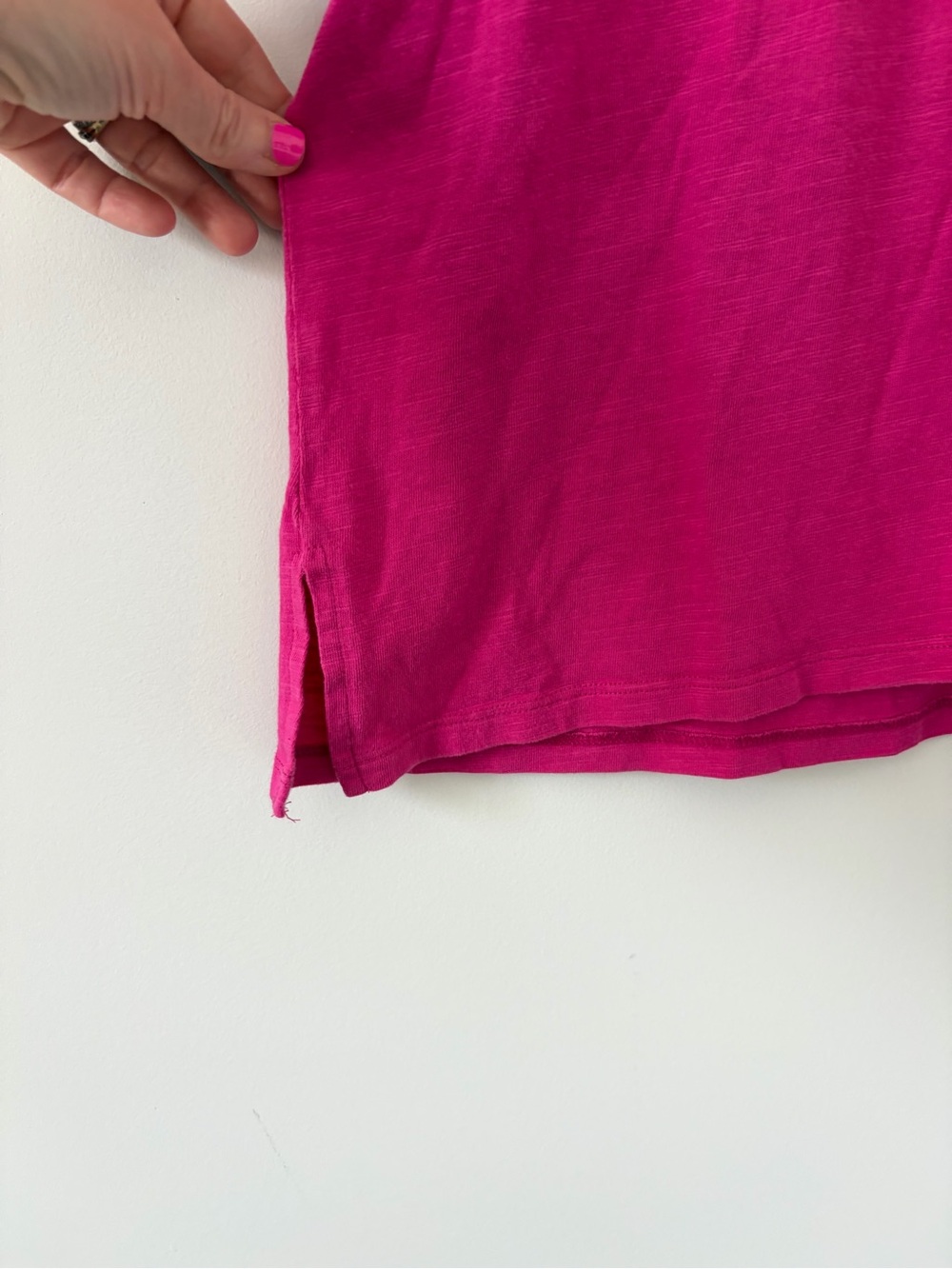 Mersea Amelia Ruffle T Shirt V Neck Oversized Casual Top One Size Raspberry - Picture 5 of 10
